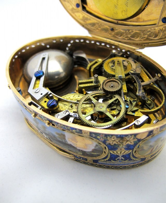 嗅ぎタバコ入れ 